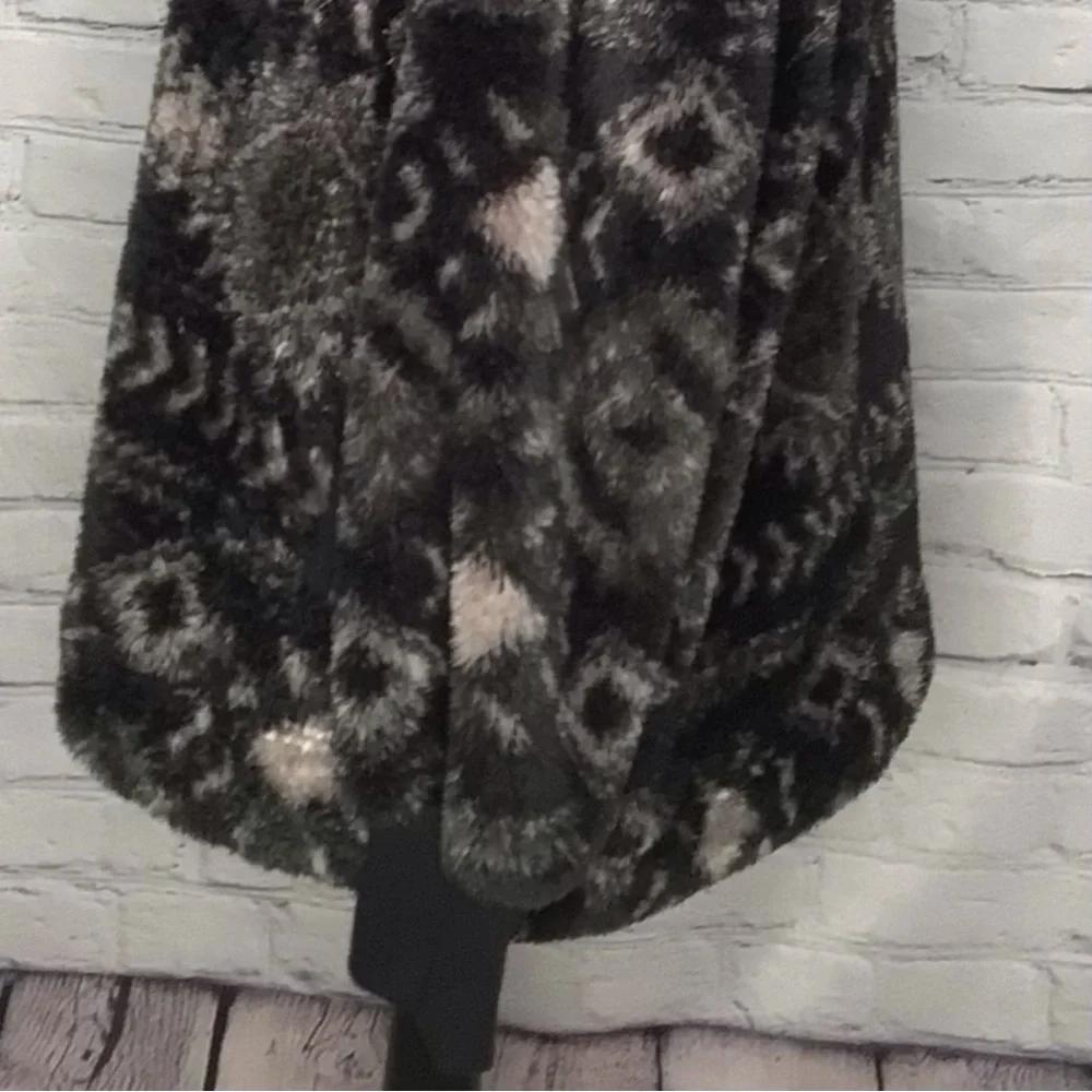 LuLaRoe black gray
